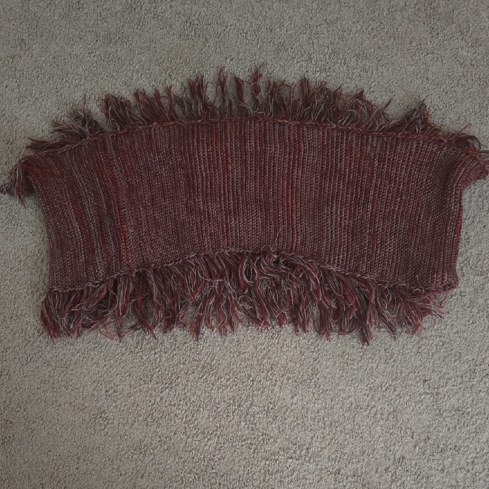 Fringed Burgundy Knit Scarf